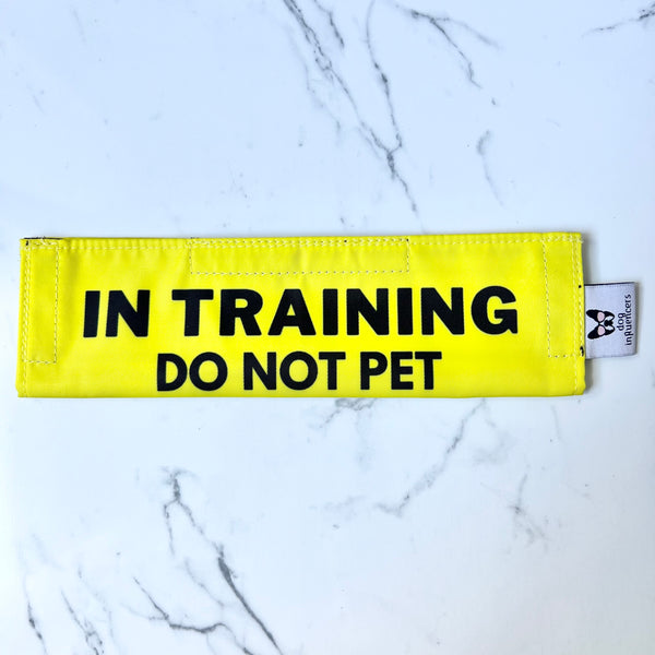 Lead Sleeve for Reactive, Anxious, Nervous Dogs - Puppy and Dog in Training Leash Sleeve